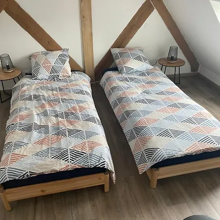 Casa de Férias Maison Au Calme - Entre Caen Et La