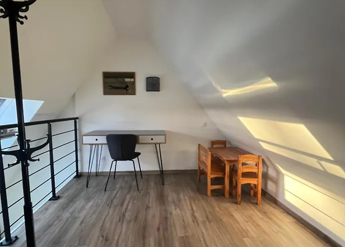 Hébergement de vacances Maison Rénovée Au Calme *