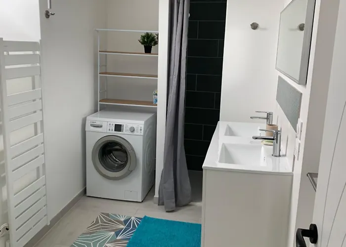 Maison Rénovée Au Calme *